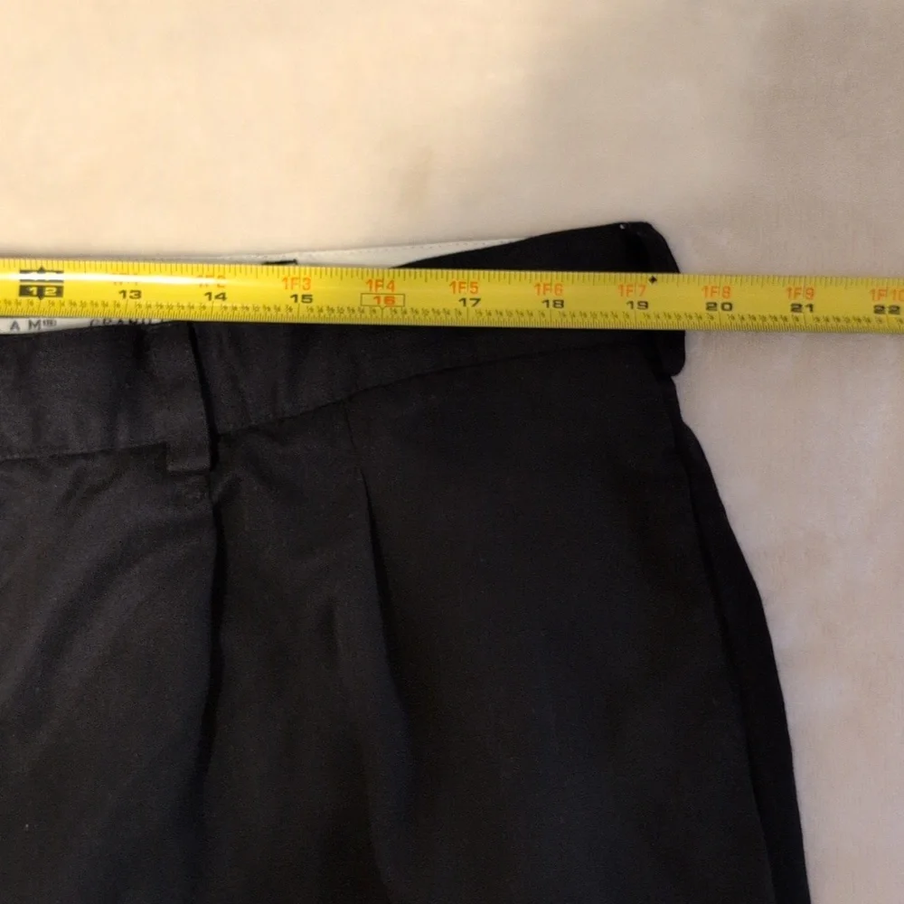 Grand Slam Men's Black Flat Front Shorts Size 40